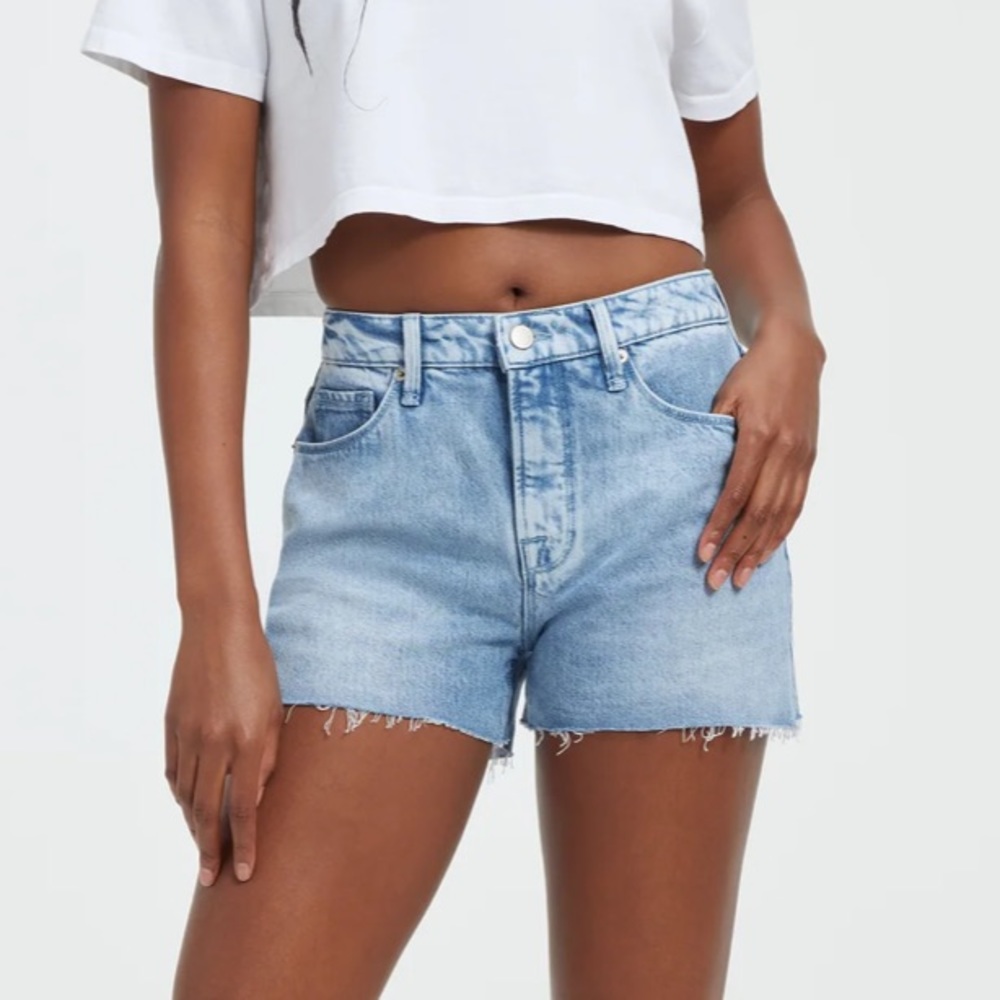 Good American Good 90’s Weightless Denim